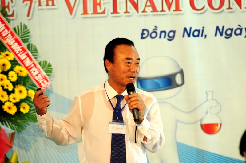Giáo sư Hàn Quốc